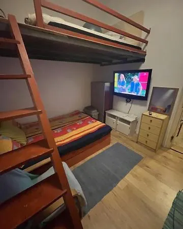 Downtown With Garden Апартаменты Печ